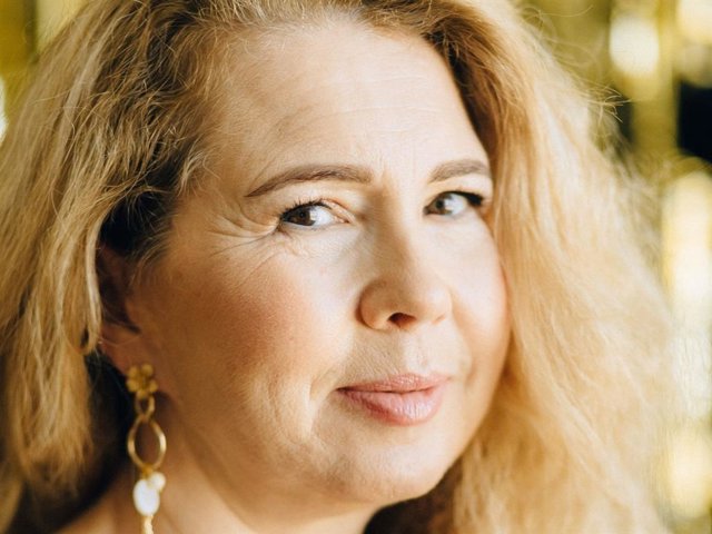 CÓMO SER UN ICONO MÁS ALLÁ DE LOS 50