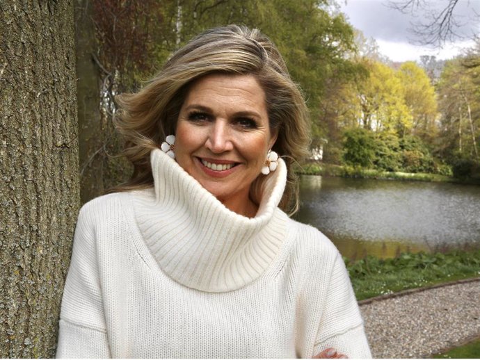 La Reina Máxima ha posado para su marido, el Rey Guillermo, con motivo de su 50 cumpleaños