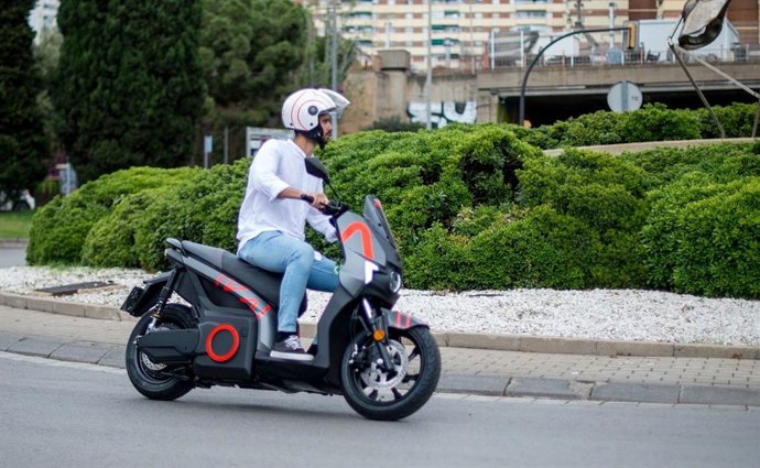 Archivo - Arxiu - Seat Mó impulsa el 'motosharing' a l'Hospitalet de Llobregat.