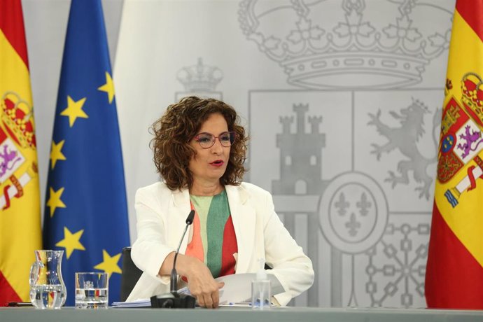La ministra Portavoz y de Hacienda, María Jesús Montero, comparece en rueda de prensa posterior al Consejo de Ministros celebrado en Moncloa, a 11 de mayo de 2021, en Madrid (España).