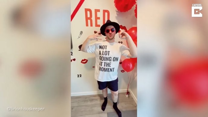 Taylor Swift cancela la gira Lover Fest y este hombre celebra su 30 cumpleaños organizando una fiesta temática en su honor