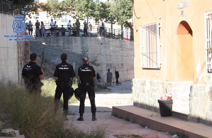 La Policía Nacional desmantela un garito de venta de droga y punto