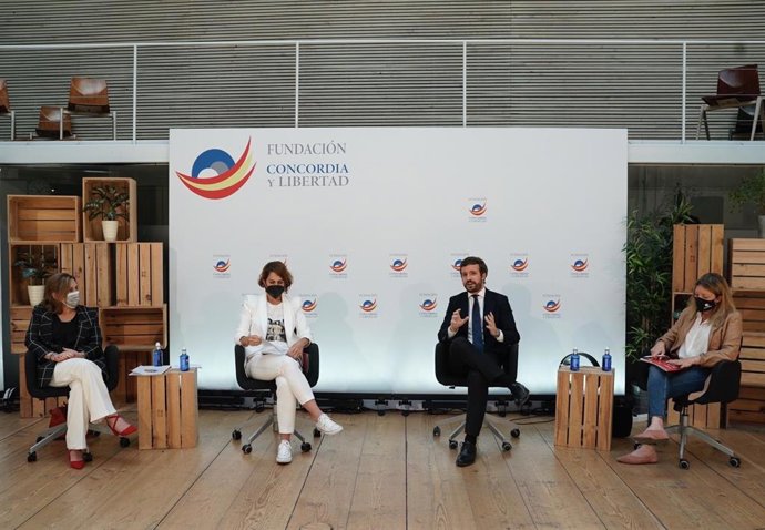 El presidente del PP, Pablo Casado, participa en unas jornadas organizadas por la Fundación Concordia y Libertad sobre 'Reto Demográfico'. En Madrid, a 17 de mayo de 2021.