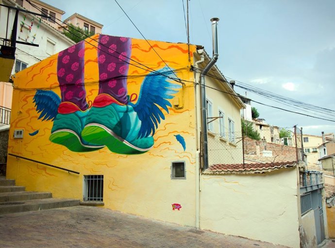 Uno de los trabajos realizados por Pekolejo, que participa en el programa Muro Crítico de la Diputación de Cáceres