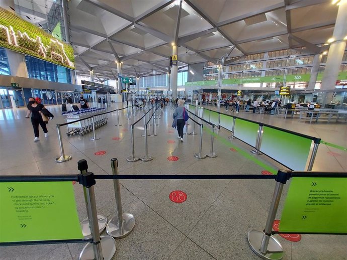 Aeropuerto de Málaga-Costa del Sol con medidas contra la COVID-19