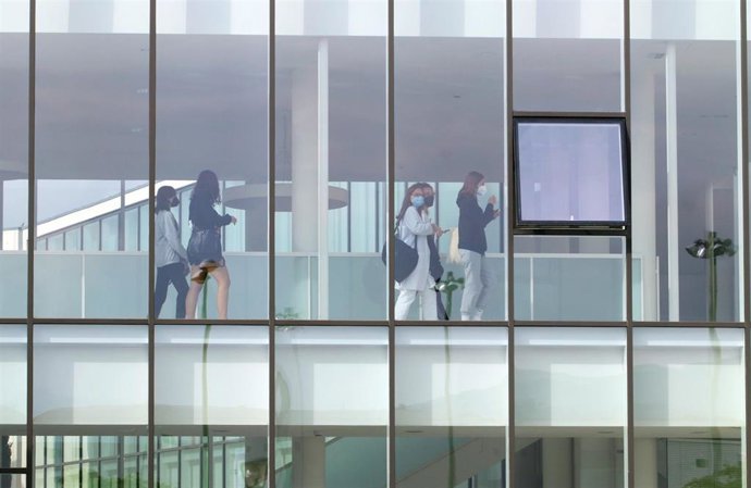 Varios estudiantes de la Facultad de Derecho de la  Universidad de Málaga, se han incorporado  a las clases  presenciales  Málaga a 19 de abril 2021