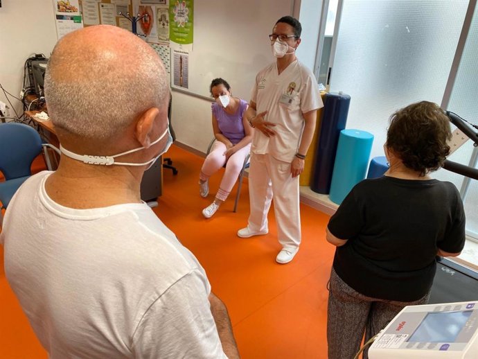 Una sesión del programa de Rehabilitación Cardiaca en el Hospital Infanta Margarita.