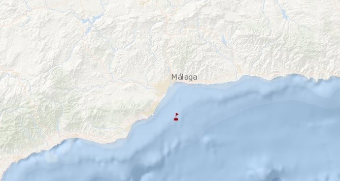 Hundido un barco pesquero a seis millas de la costa de Málaga