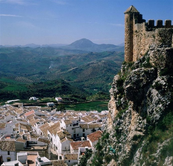 Archivo - Castillo de Olvera (Cádiz)