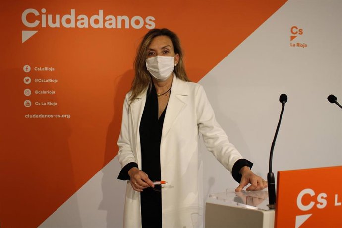 La diputada de Cs La Rioja, Belinda León, tras una comparecencia de prensa