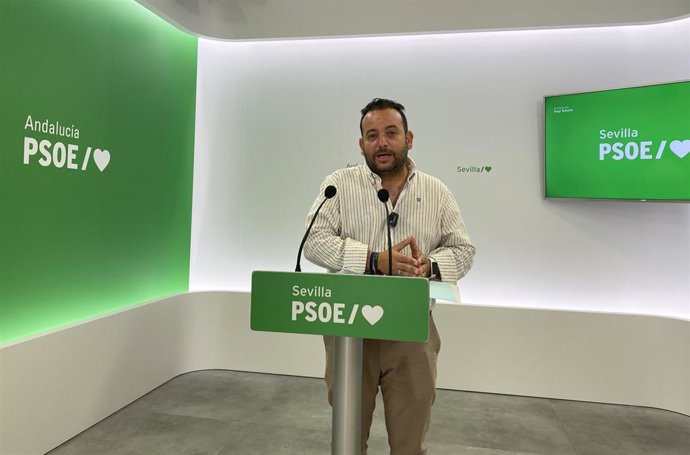 El secretario de Coordinación de Comarcales del PSOE de Sevilla, Diego Manuel Agüera