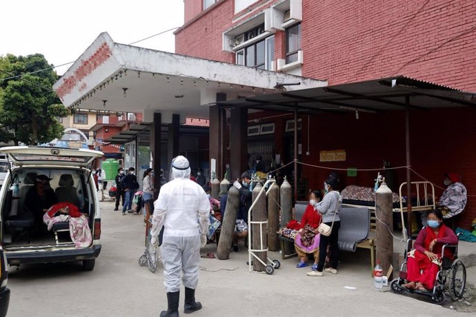 Archivo - Un hospital en la capital de Nepal, Katmandú, durante la pandemia de COVID-19.
