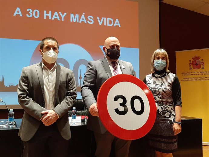 Juan Carlos Castillo, José Luis Arasti y Belén Santamaría