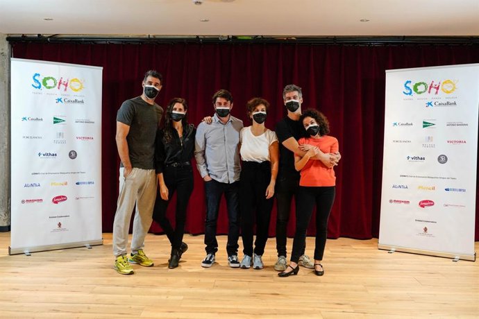 -En La Pista. Una Comedia Agridulce De John Godber. Direccion, Marc Monserrat-Drukker. Una Produccion Del Teatro Del Soho Caixabank. Lectura Guion.@ TEATRO DEL SOHO CAIXABANK .