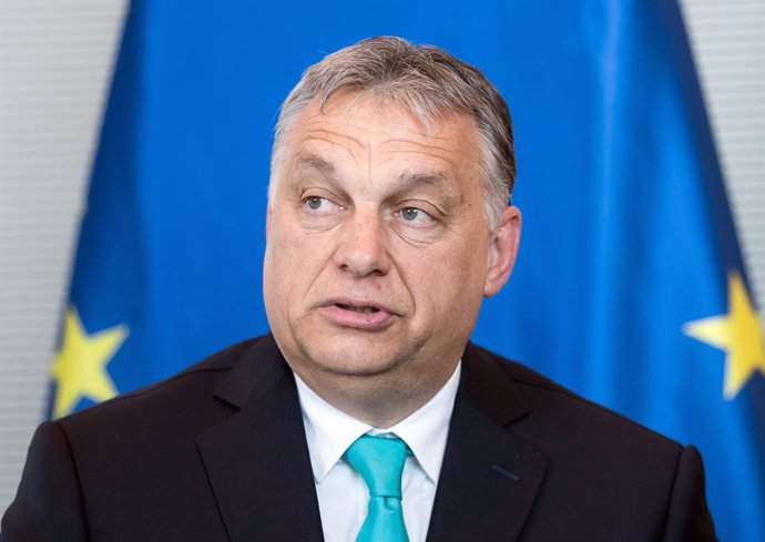 Archivo - FILED - 04 July 2018, Berlin: Hungarian Prime Minister Viktor Orban speaks during a meeting at the German Bundestag. Orban on Friday announced that citizens who have received at least their first dose of a coronavirus vaccine will be able to v