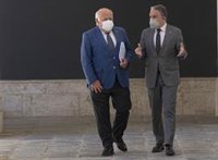 Andalucía ofrece a Ceuta recursos sanitarios y espera que la crisis con Marruecos no afecte a sus exportaciones