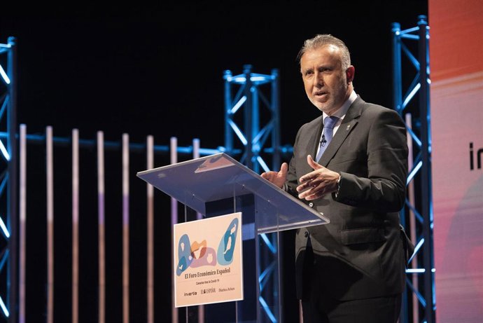 El presidente de Canarias, Ángel Víctor Torres