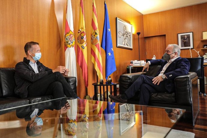 Encuentro entre Miguel Gracia y Ánder Gil.