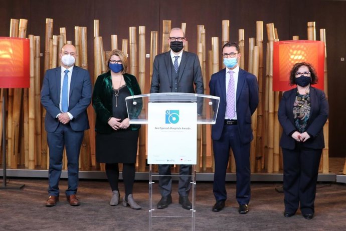 De izq. A der.: Carlos Sevillano, director comercial de ASHO