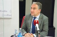 Bendodo niega "efecto llamada" de Andalucía para acoger a menores migrantes llegados a Ceuta