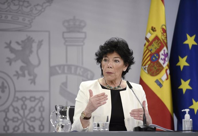 La ministra de Educación y Formación Profesional, Isabel Celaá, durante una rueda de prensa en el Palacio de la Moncloa el pasado 12 de mayo de 2021