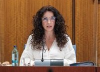 Rocío Ruiz descarta dimitir y pide a Vox cambiar su discurso: "Los niños que llegan a las costas no invaden España"