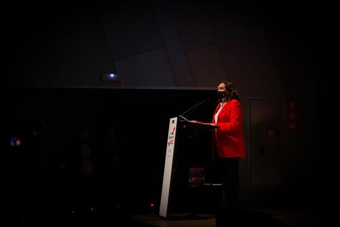 Archivo - La alcaldesa de Barcelona, Ada Colau, interviene en la inauguración de Barcelona reAct, a 13 de abril de 2021, en Barcelona, Catalunya, (España).