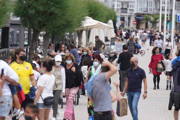 Gente en Castro Urdiales