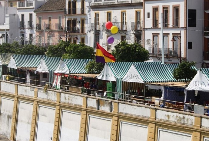 Archivo - Imagen de archivo de la Velá de Triana