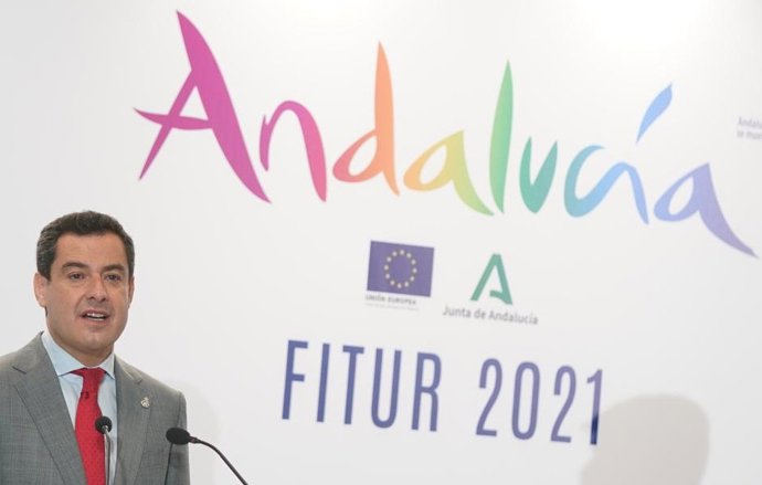 El presidente de la Junta de Andalucía, Juanma Moreno, en Fitur.