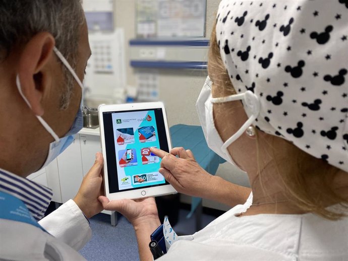 Enfermeros del Hospital Regional crean una aplicación móvil para el cuidado de dispositivos venosos por parte de pacientes y profesionales sanitarios