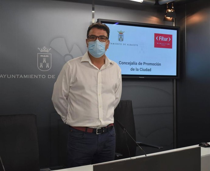 El concejal de Promoción de la Ciudad, Modesto Belinchón