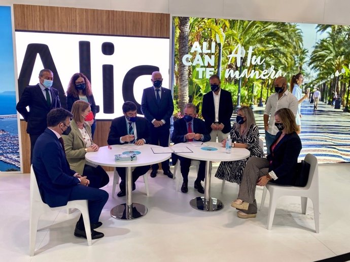 Alicante anuncia en Fitur que incorpora la Plaza de Toros como espacio de congresos dada su "polivalencia"