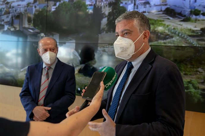 Reunión del alcalde de Mairena del Alcor con el presidente de Diputación