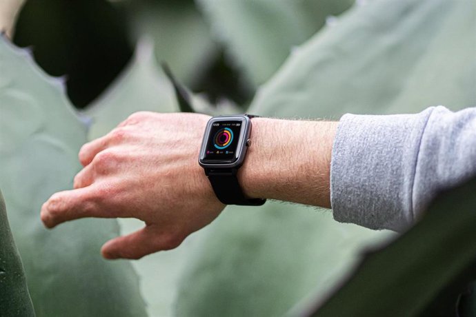 Archivo - SPC lanza su smartwatch deportivo Smartee Boost.