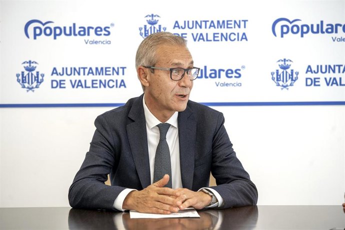 Archivo - El concejal del PP en el Ayuntamiento de Valncia Santiago Ballester
