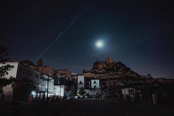 Archivo - Apagón en Montefrío, en imagen de archivo