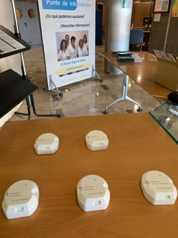 El Hospital de Antequera instala balizas para facilitar a ciudadanos una mayor accesibilidad al centro sanitario