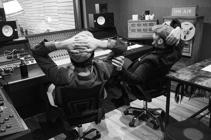 Archivo - Albert Sanz y Javier Botella homenajean la época dorada de Broadway con su nuevo disco