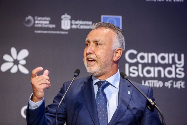 El presidente de Canarias, Ángel Víctor Torres