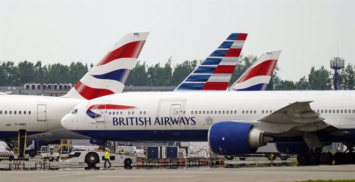 17 May 2021, United Kingdom, London: British Airways planes at Heathrow Airport, West London, as thousands of people have departed on international flights after the ban on foreign holidays was lifted for people in Britain Photo: Steve Parsons/PA Wire/d