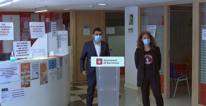 El conseller Chakir el Homrani y la teniente de alcalde Laura Pérez