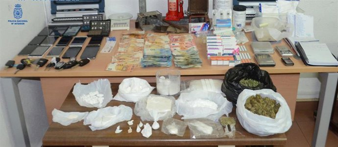 Archivo - Imagen de archivo de una intervención de drogas de la Policía Nacional