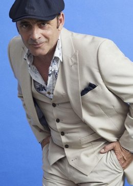 Un concierto de Zenet en la plaza de la catedral de Plasencia clausura el ciclo Noches de Santa María