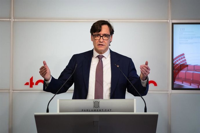 Archivo - Salvador Illa (PSC) en rueda de prensa en una imagen de archivo. 