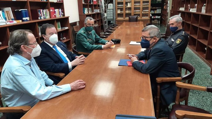 Reunión de Toscano con responsables de las fuerzas y cuerpos de Seguridad del Estado