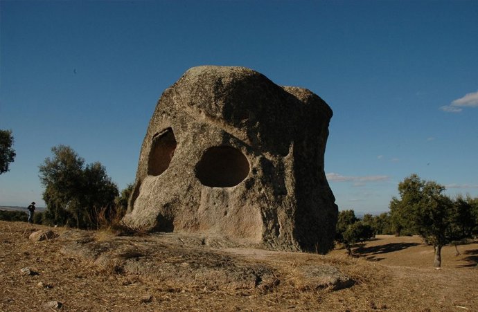 Archivo - Peña Buraca o Canchal de los Ojos