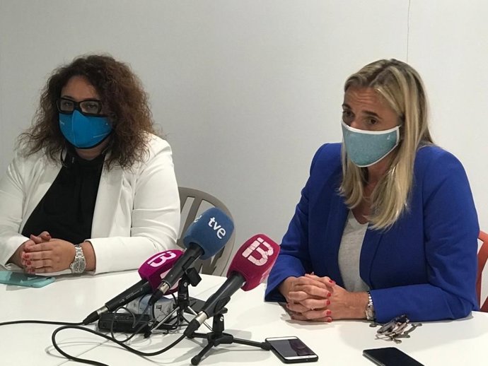 La vicepresidenta ejecutiva de la FEHM, María José Aguiló, y la presidenta de la FEHM, María Frontera.