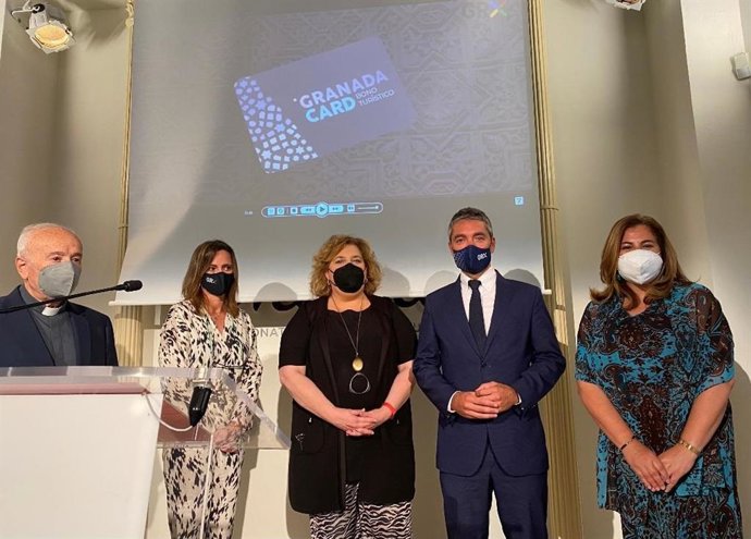 Granada se presenta en un vídeo promocional con motivo de Fitur como un destino integrado por Sierra Nevada, la Costa y la provincia