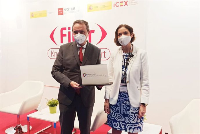 Torremolinos recibe el certificado de Destino Turístico Inteligente